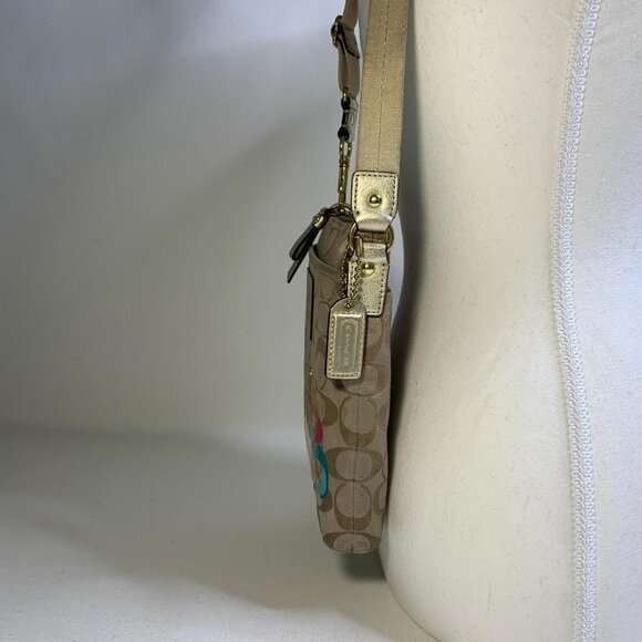 Playful and chic **Coach Poppy - Picture 3 of 5